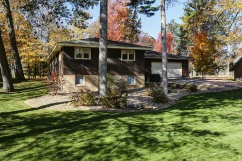 1900 Edgewood Dr, Weston, WI 54476-1224