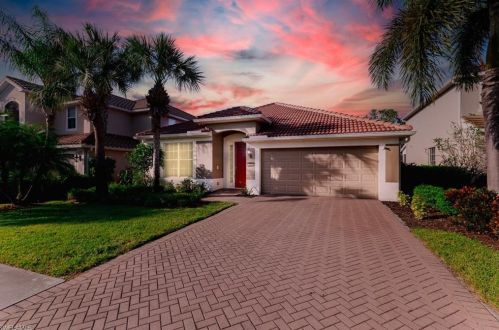 1955 Fairmont Ln, Naples FL  34120-4572 exterior