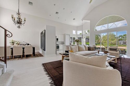 1901 Isla De Palma Cir, Naples, FL 34119-3403