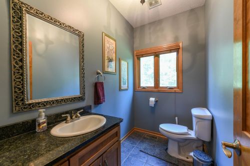 5102 Mary Allen Ln, Brainerd MN  56401-7989 exterior