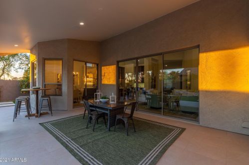 6405 Winchcomb Dr, Scottsdale AZ  85254-3356 exterior