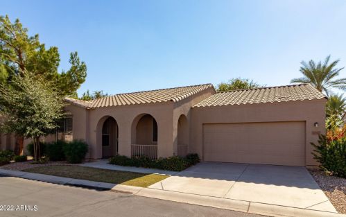 7047 Keats Ave, Mesa, AZ 85209-4076