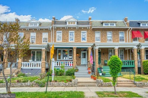 1215 Quincy St, Washington, DC 20011-5768