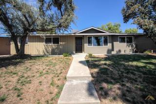1008 Radcliffe Ave, Bakersfield, CA 93305-1130