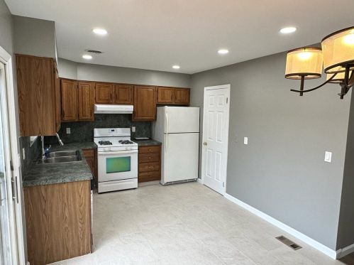 757 Mauch Chunk St, Easton PA  18042-6361 exterior