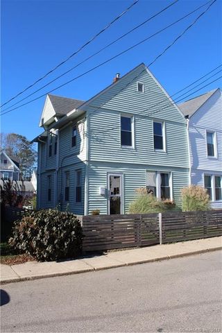 7 Bradley St, Stonington, CT 06378-1103
