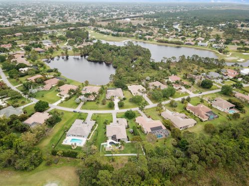 523 Squire Johns Ln, Palm City FL  34990-7824 exterior