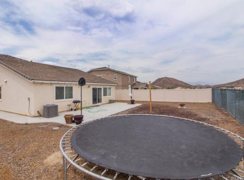 35124 Sorrel Ln, Lake Elsinore CA  92532-2802 exterior