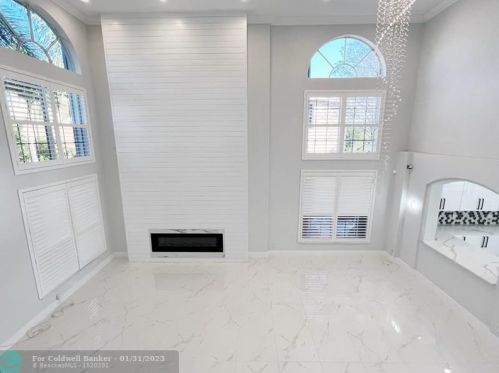 3591 177th Ave, Hollywood FL  33029-1666 exterior