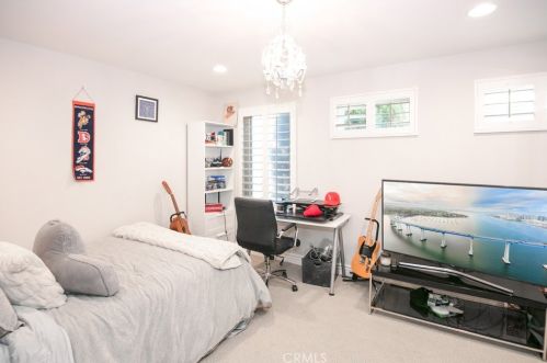 1 Belfort, Newport Beach CA  92657-1075 exterior