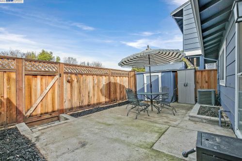 1953 Monterey Dr, Livermore CA  94551-7110 exterior