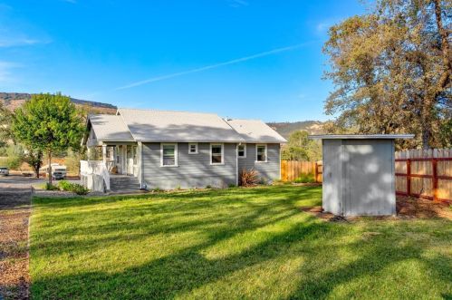 14 Blossom Hill Rd, Oroville CA  95965-9119 exterior