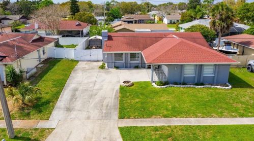 16123 Tree Line Dr, Port Richey, FL 34667-4141