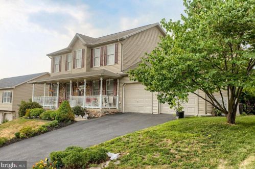 40 Winterberry Ln, Etters, PA 17319-8603