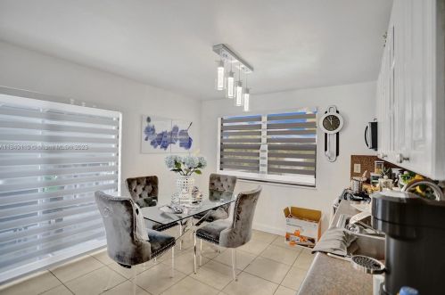 921 18th St, Hialeah FL  33010-2322 exterior