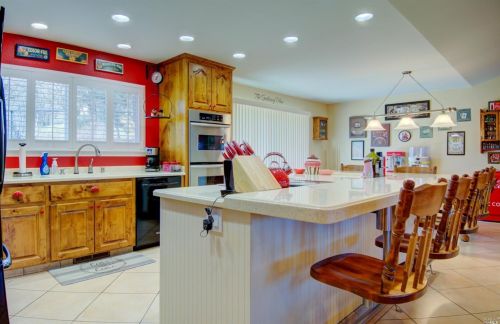 2979 Keeling Ave, Lakeport CA  95453-6804 exterior