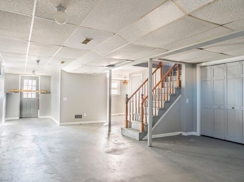 12 Time St, North Providence RI  02904-4721 exterior