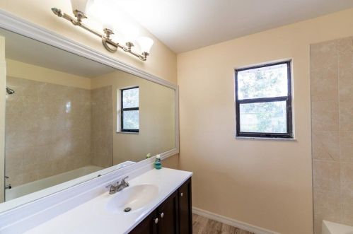 161 Curtis St, Fort Pierce FL  34983-1628 exterior