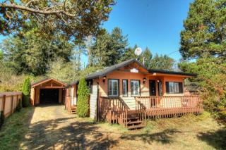 205 Grand Army St, Westport, WA 98595-9778