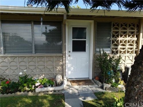 13431 Danbury Ln, Seal Beach, CA 90740-4077