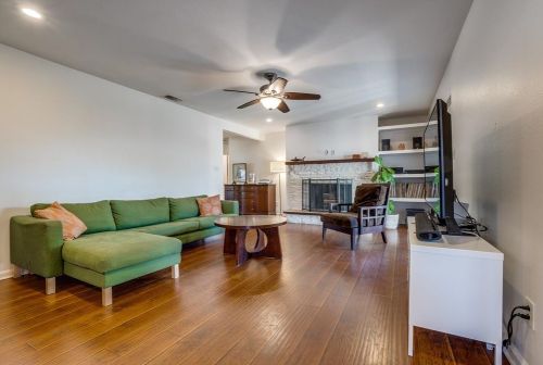 5710 Everglade Rd, Dallas TX  75227-2823 exterior