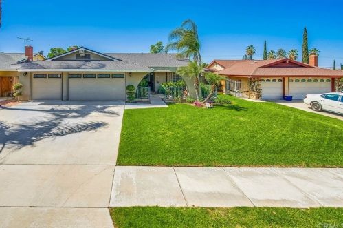 3080 Linda Lou Ln, Riverside, CA 92503-5554