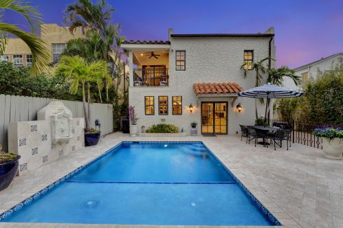 258 Granada Rd, West Palm Beach FL  33401-7921 exterior