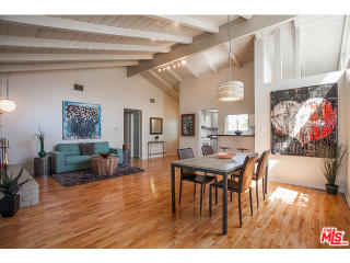 25521 Woodward Ave, Lomita, CA 90717-2651
