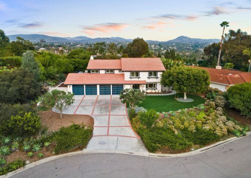 2216 Silver Peak Pl, Encinitas CA  92024-3145 exterior