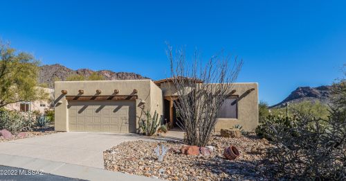 2061 Double Circle Dr, Tucson, AZ 85713-6710