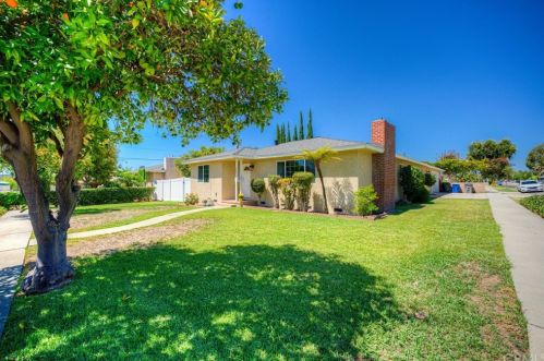 425 Leora St, La Habra, CA 90631-4530