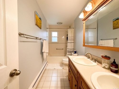 3 Josephine Ln, Northport NY  11768-2706 exterior