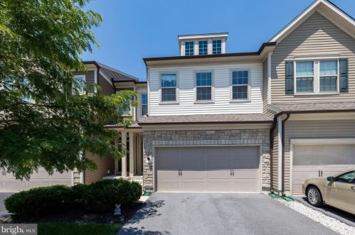 33 Locks Farm Ln, Downingtown PA  19335 exterior