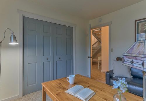 1136 Beacon Ave, Del Monte Park CA  93950-2106 exterior