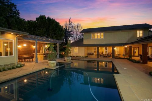 10072 Knuth Cir, Orange, CA 92861-4301