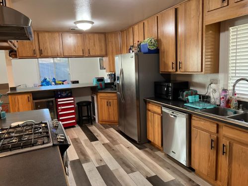 1808 Brewer Way, Modesto CA  95355-2609 exterior
