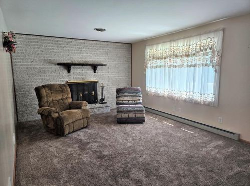 907 Dogwood Rd, Walnutport PA 18088-9570 exterior