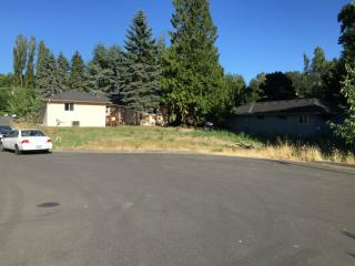 593 163rd Ln, Seattle, WA 98148-1483