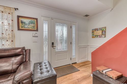276 Country Rd, Miller Place NY  11764-2302 exterior
