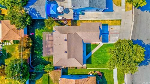 4255 Petaluma Ave, Lakewood CA  90713-3322 exterior