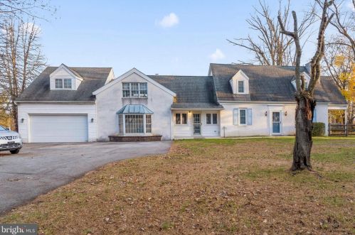 36 Skyline Dr, Glen Mills, PA 19342-1626