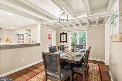 13188 Loyalty Rd, Leesburg VA  20176-6112 exterior