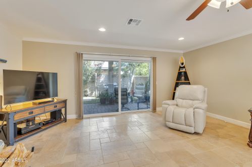 7916 Plz Ave, Scottsdale AZ 85250-6709 exterior