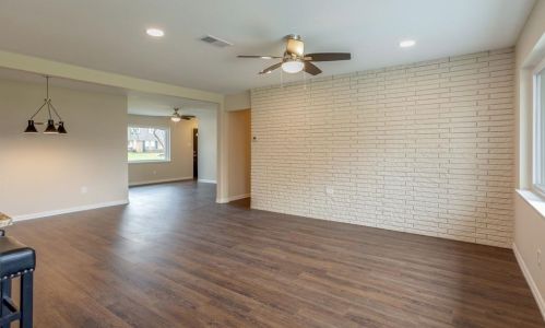 705 Kindred Ln, Richardson TX  75080-3112 exterior