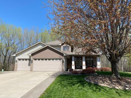 5540 159th St, Lino Lakes, MN 55038-7416