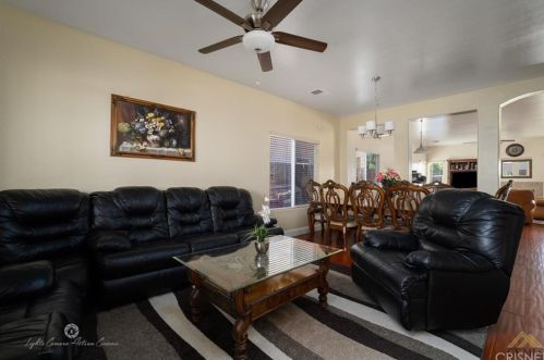 11101 Alexander Falls Ave, Bakersfield, CA 93312-6685