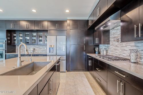 3942 Canyon Pl, Chandler AZ  85249-2075 exterior