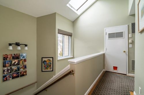 12 Brookwood Rd, New Rochelle NY  10804-1841 exterior