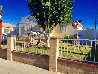 11206 Sue Ave, Lynwood, CA 90262-2851
