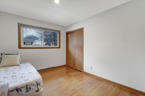 6007 47 Ave, Kenosha WI 53142-1319 exterior